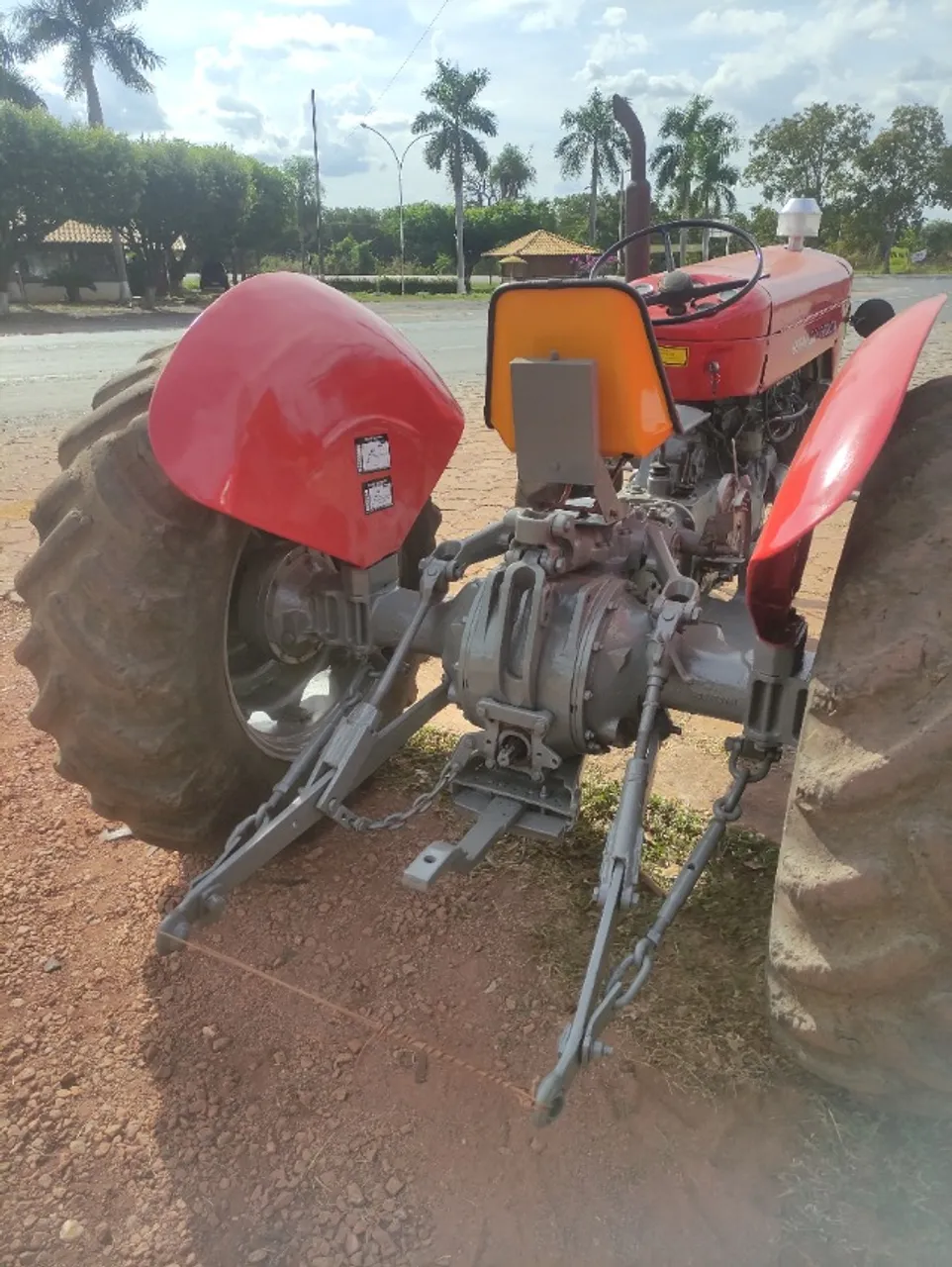 Trator 65x