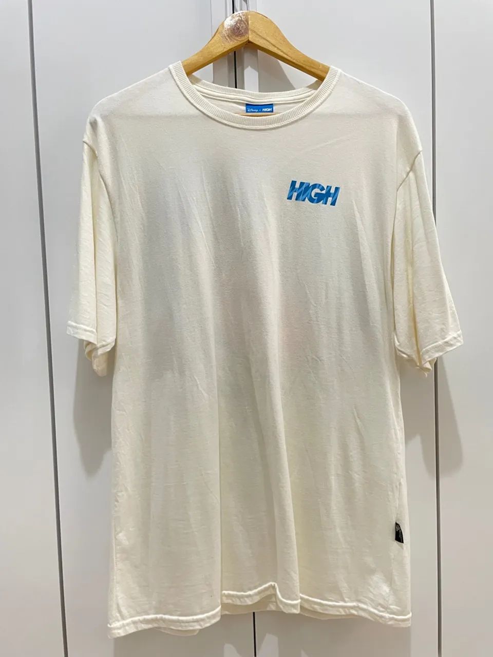 Camiseta High x Disney M (usada 1x, ZERO) - Foto 2