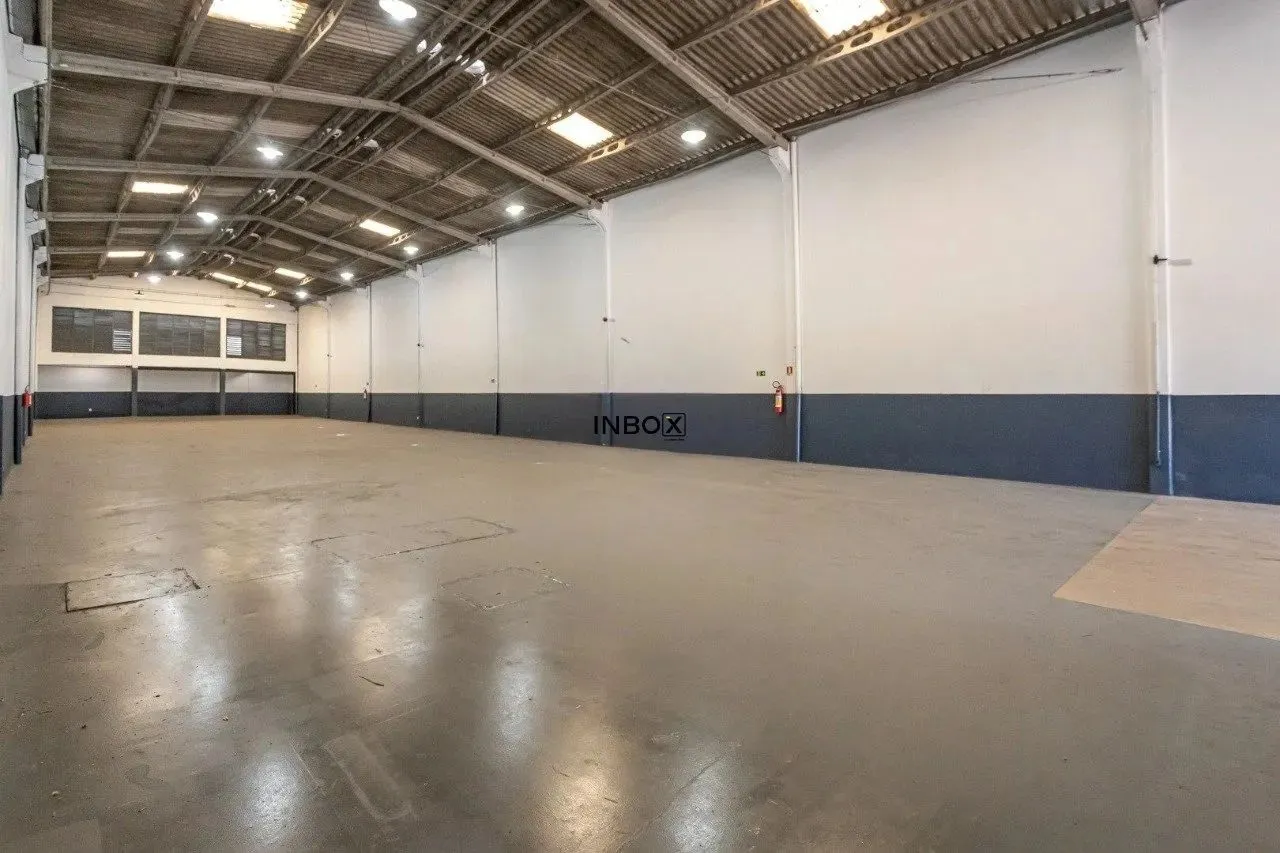 Oportunidade! Pavilhão 750m² com Segurança e 12 Vagas