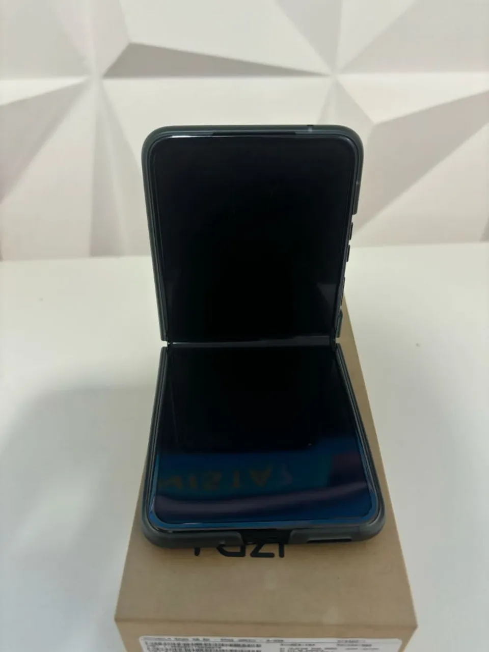 Motorola razr 40 com nota fiscal e caixa completo