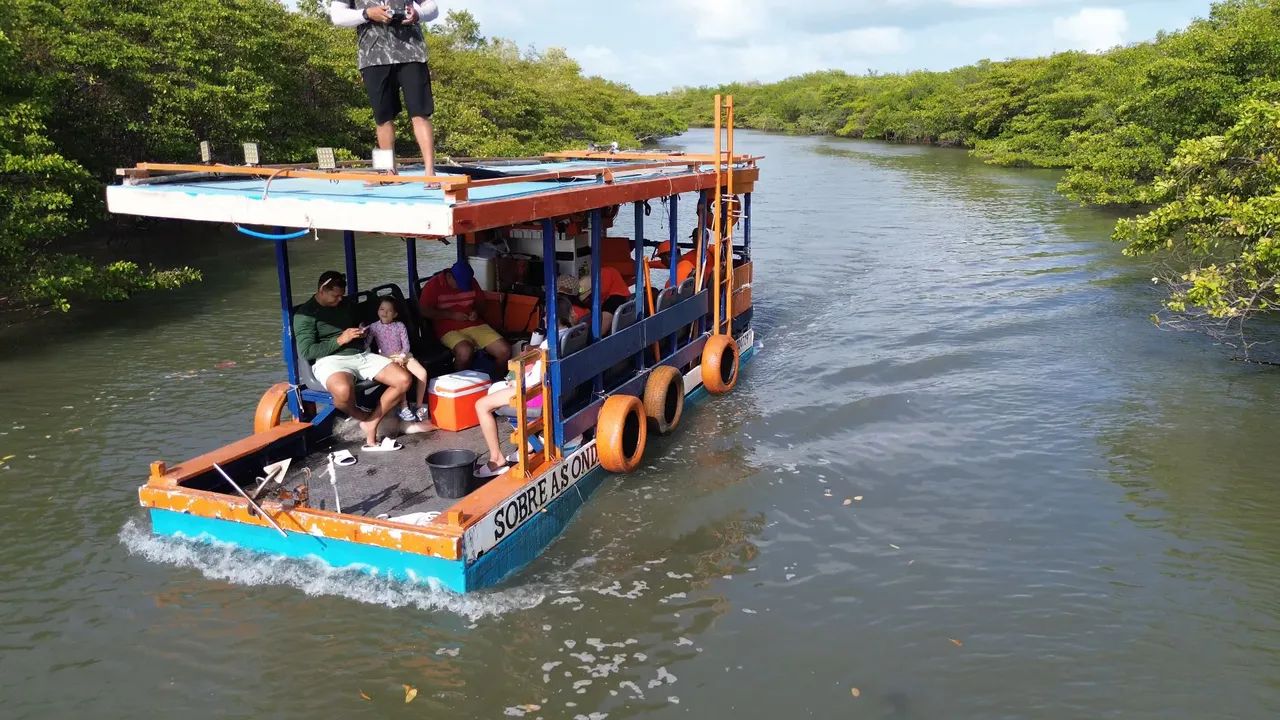 Barco  balsa casa completa de tudo passeio e pesca - Foto 4