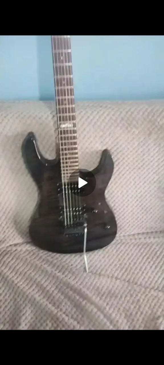 Guitarra LTD Preta vendo ou troco