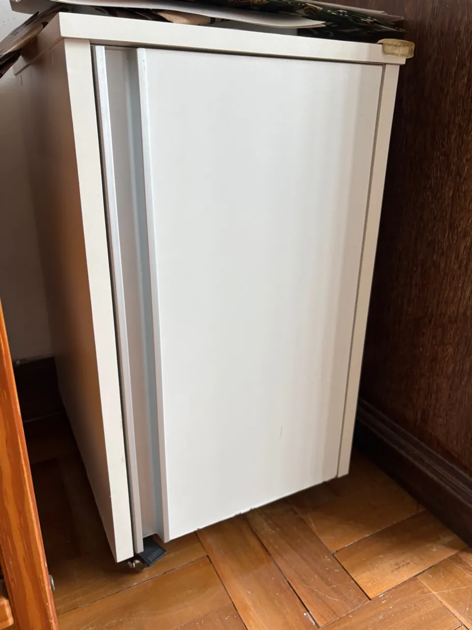 Armário branco para cozinha