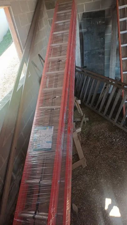 Escada extensiva de fibra de 10,2 metros  - Foto 2