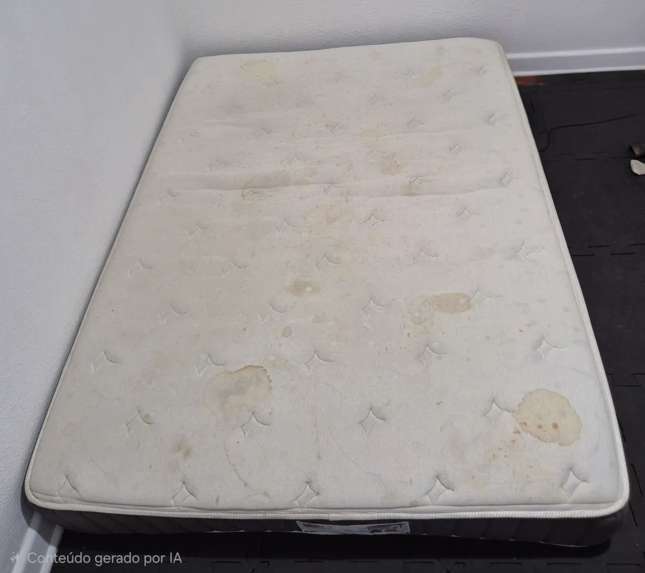 Box + colchão de casal usado