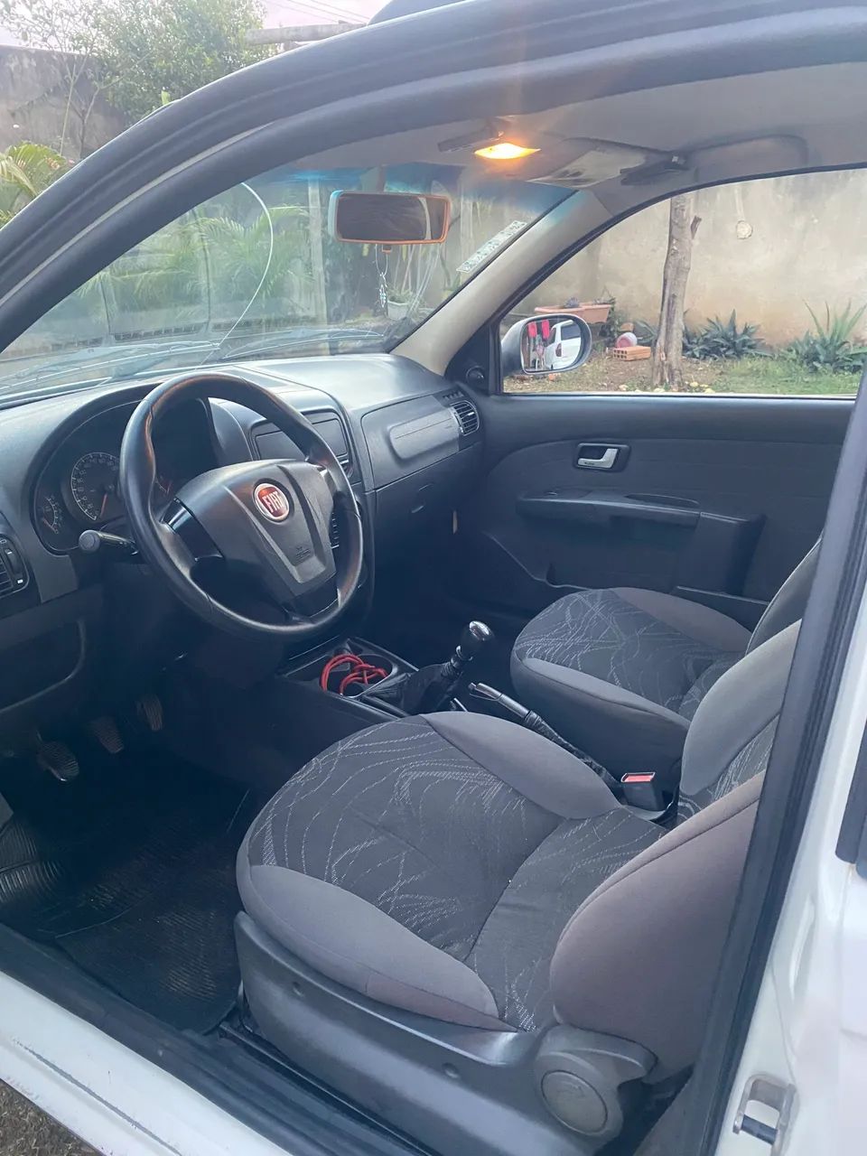 Fiat Strada Working 1.4 MPI Fire Flex 8V CE 2014 - Foto 3
