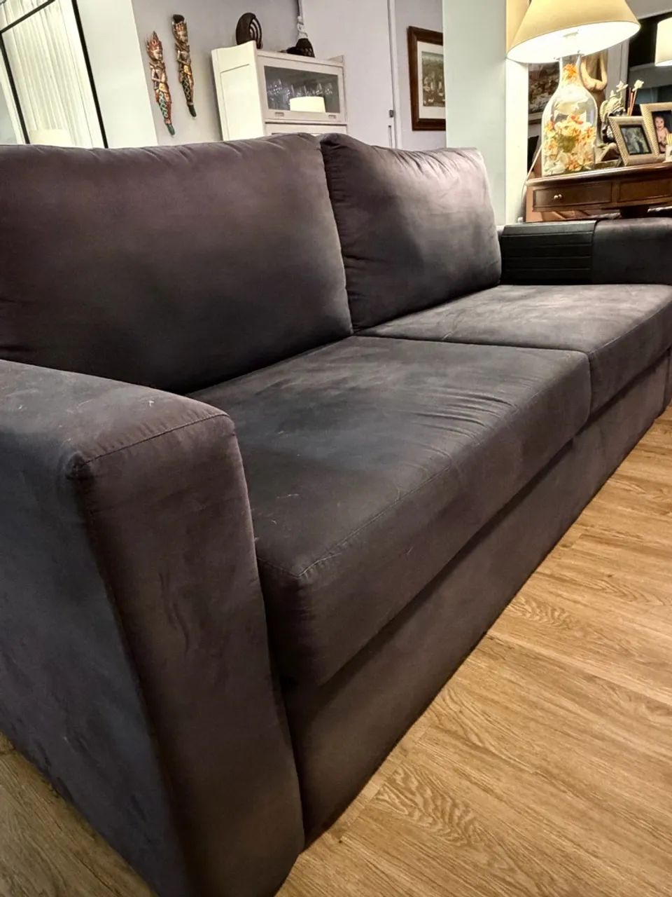 Sofá 3 lugares Suede Cinza Chumbo - Foto 2