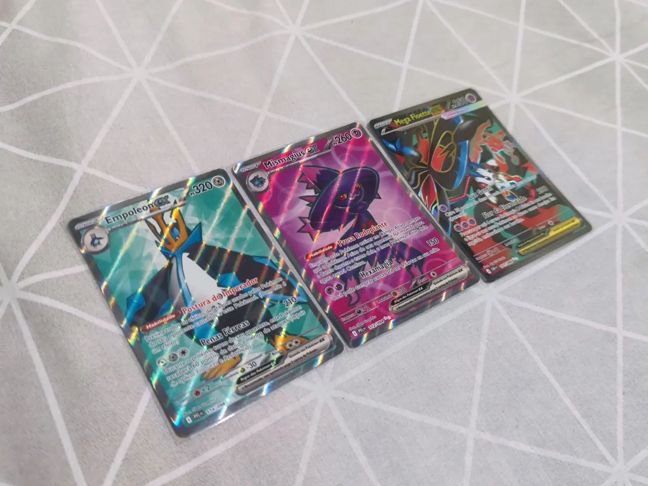 3 cartas de POKEMON TCG Full Art - Foto 2