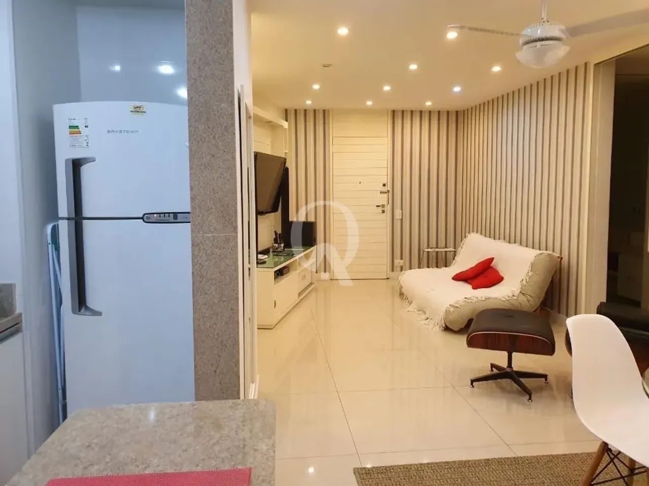 Apartamento 1 quarto reformado no Leblon