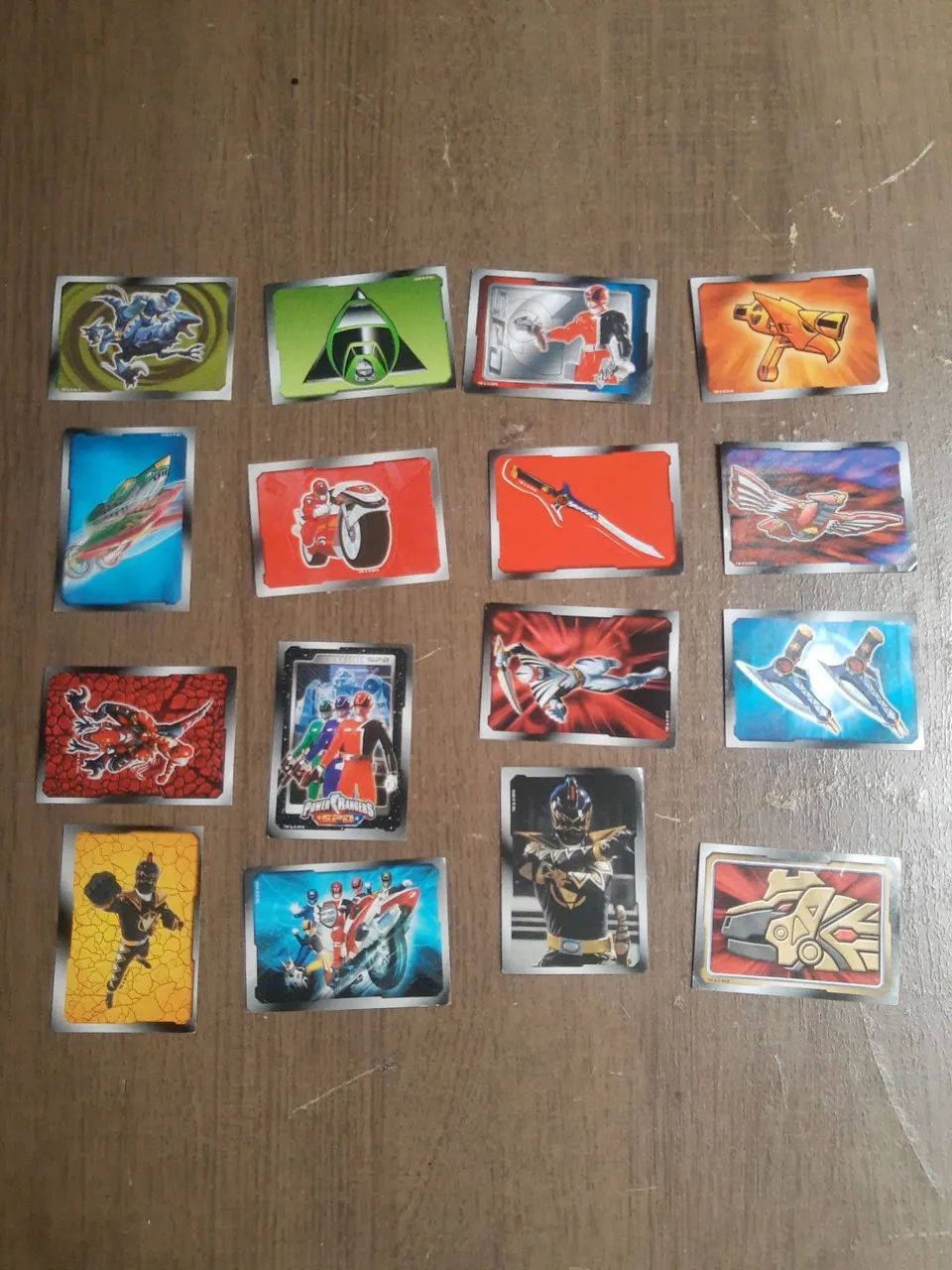 Figurinhas do Power Rangers colecionáveis 