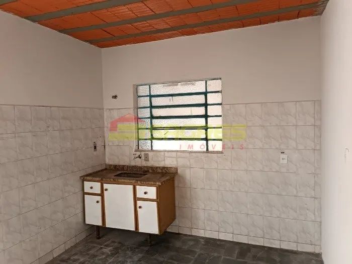 Galpão 300 m² com 150m² de vão livre - Foto 3