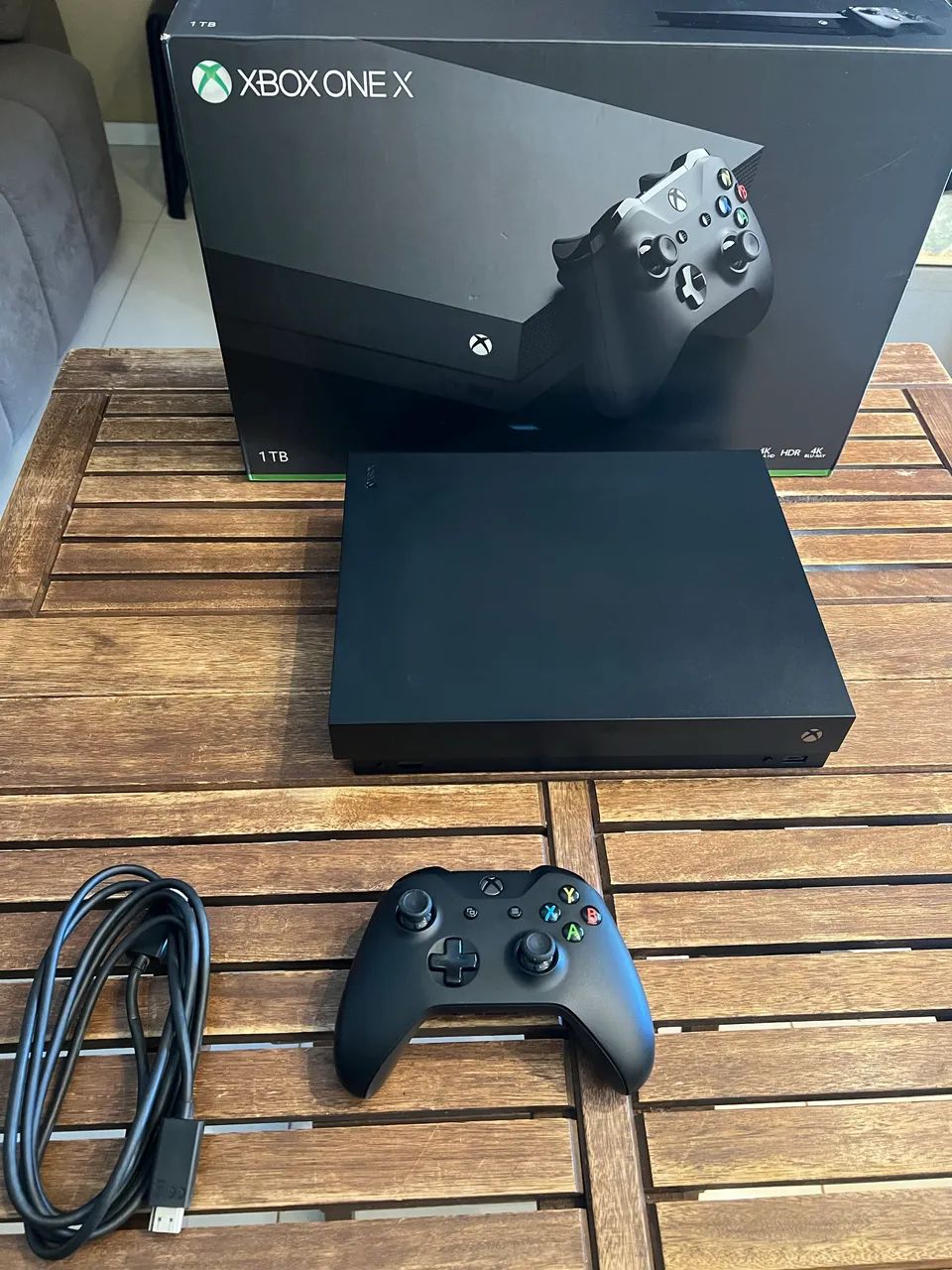 Xbox One X 4K 1TB - Foto 3
