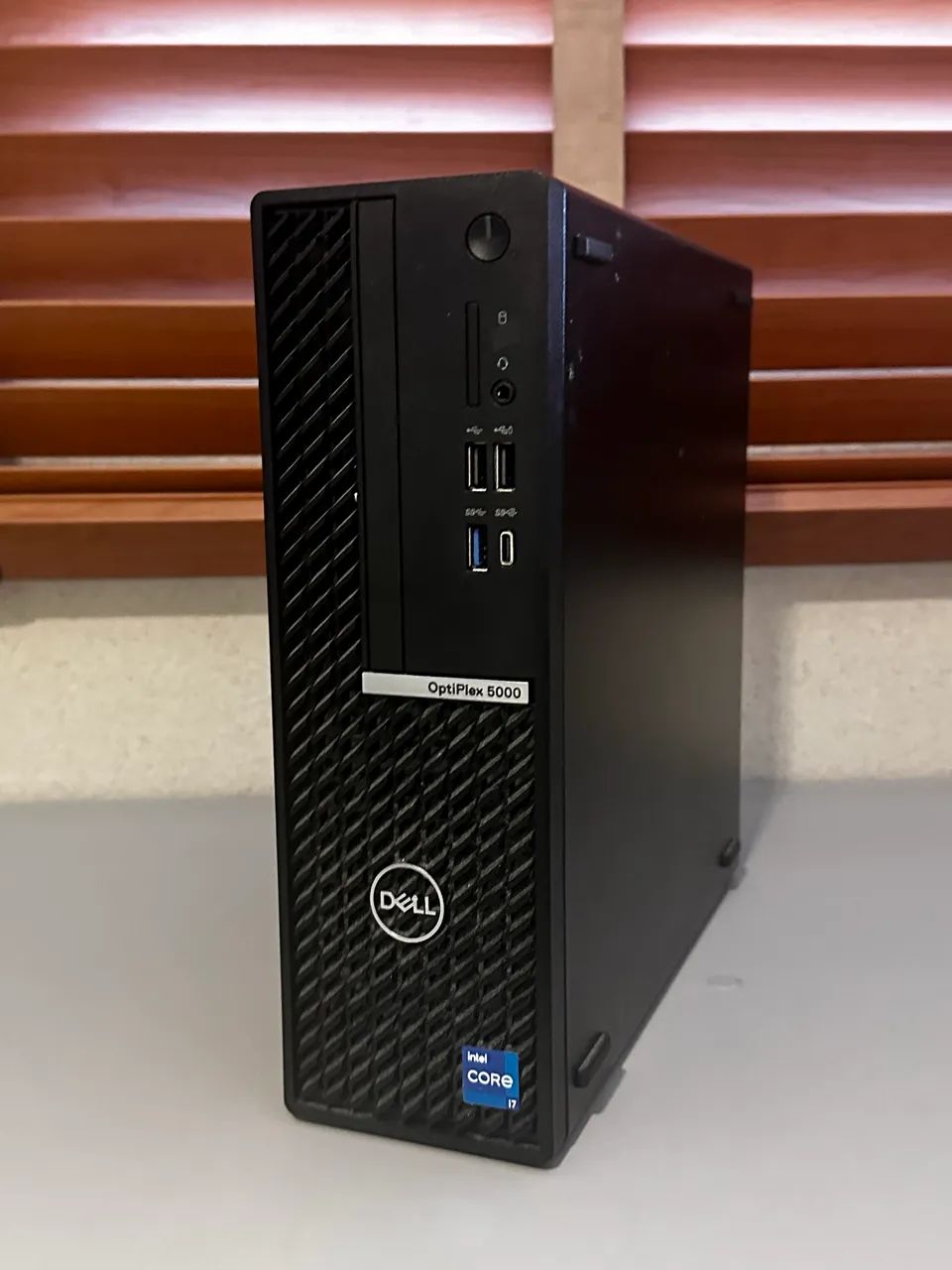 Dell Optiplex 5000 SFF  - Foto 5