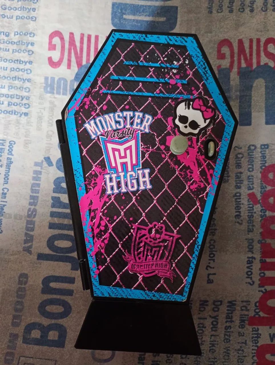 Armário Monsters high 