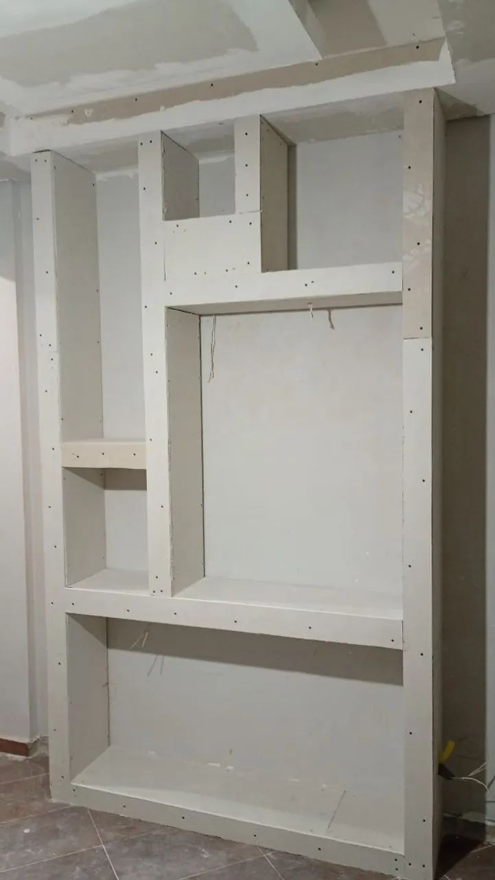 Montagem de estante e forro em drywall  - Foto 3