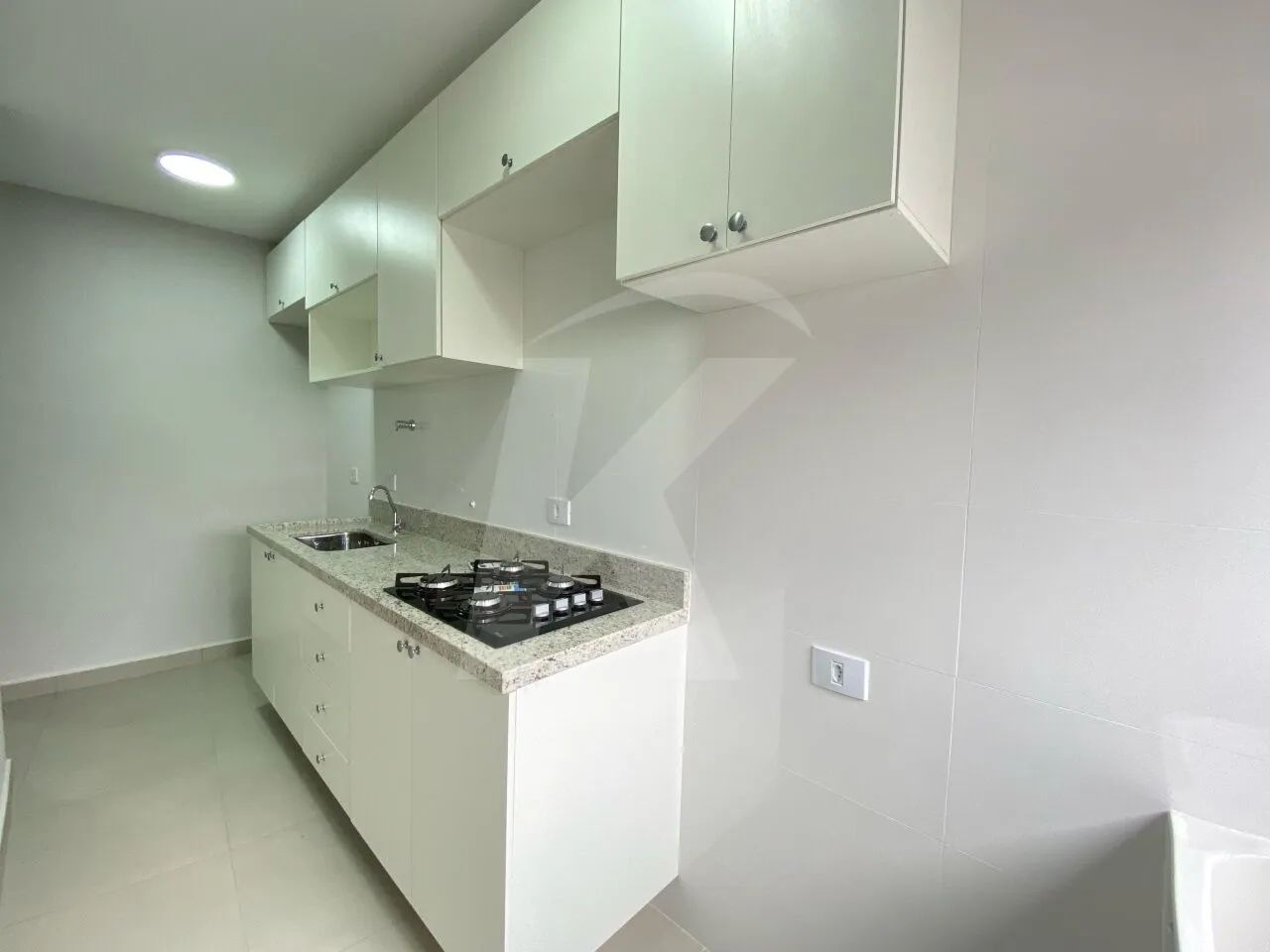 Apartamento de 1 dormitório, com ambientes bem distribuídos e funcionais. - Foto 3
