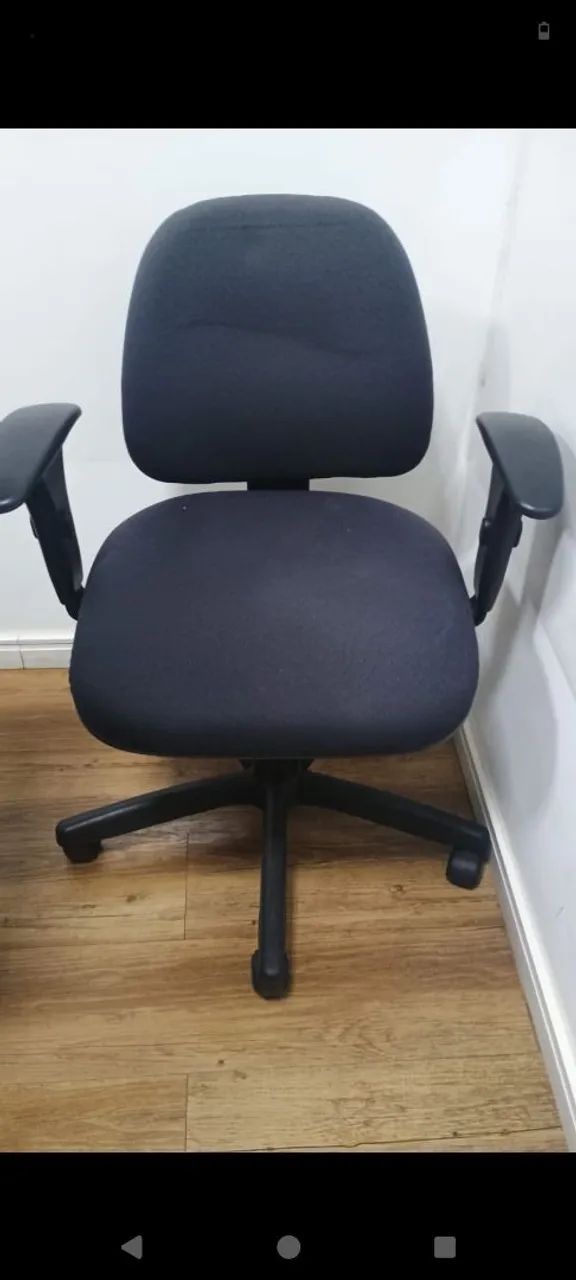 kit com 6 mesas e 6 cadeiras de escritório. - Foto 5