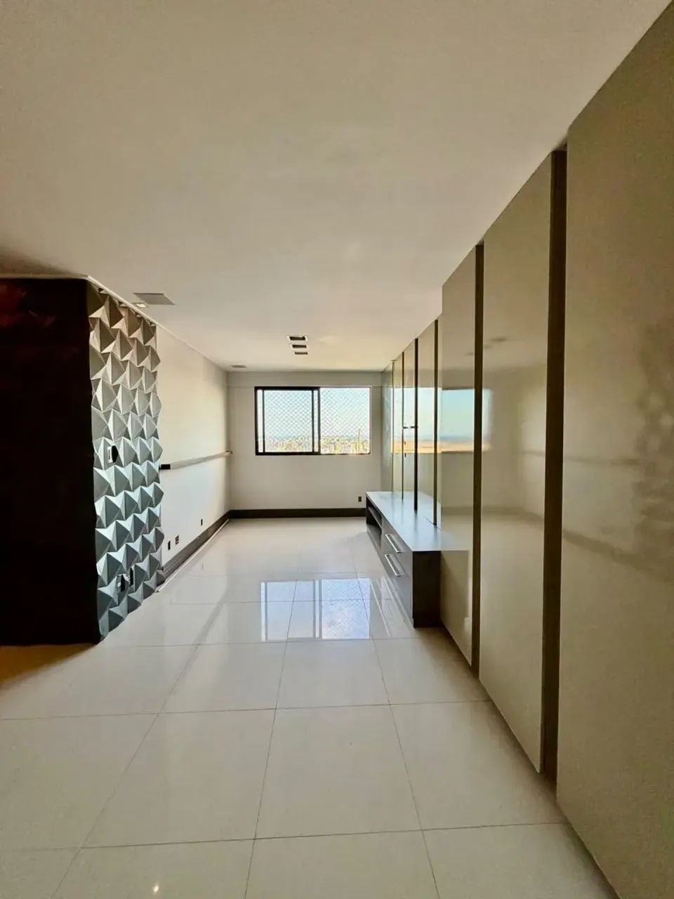 Apartamento com dois quartos sendo uma suite master - Foto 2