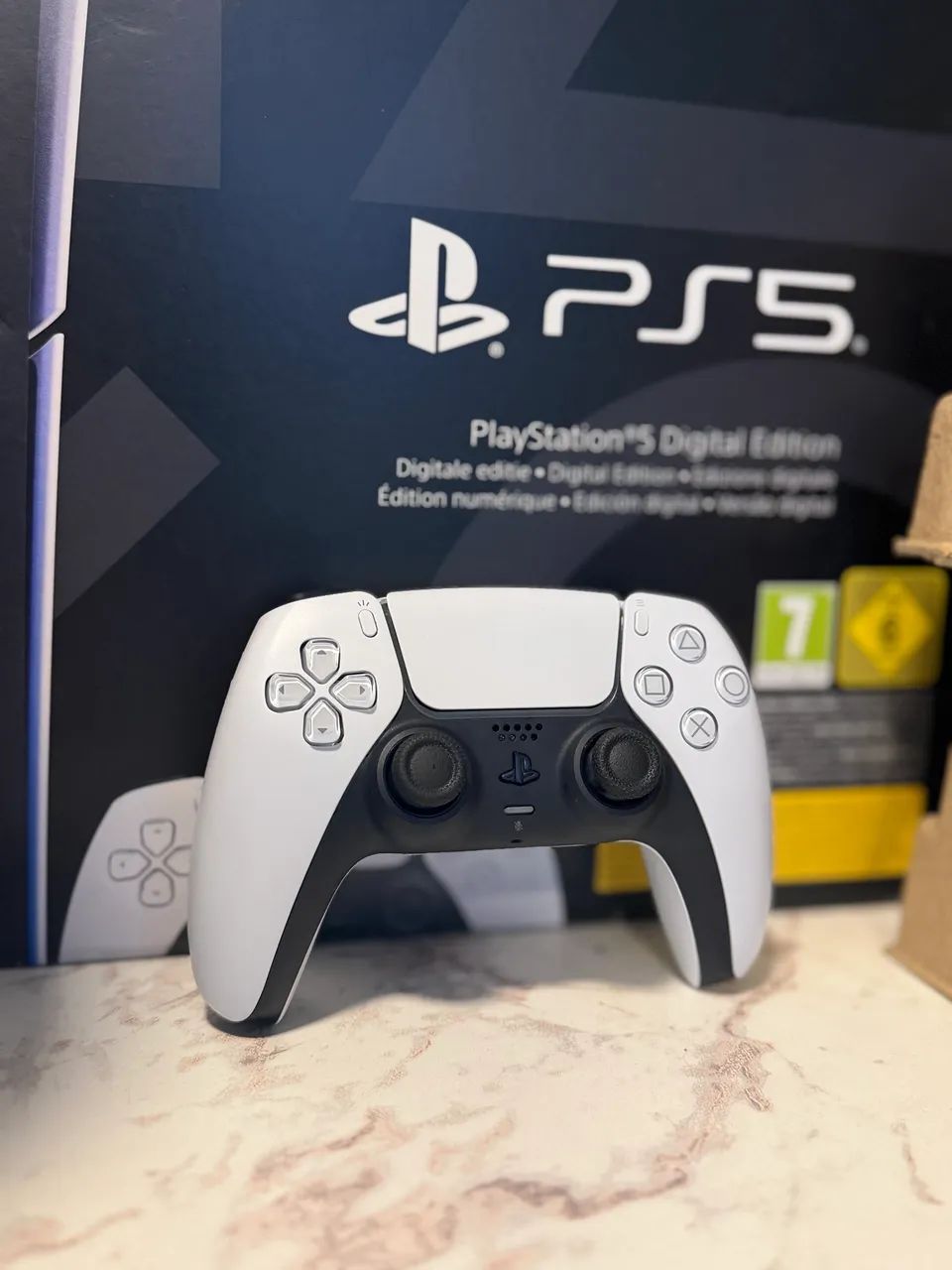 PS5 SLIM 825GB - Foto 2