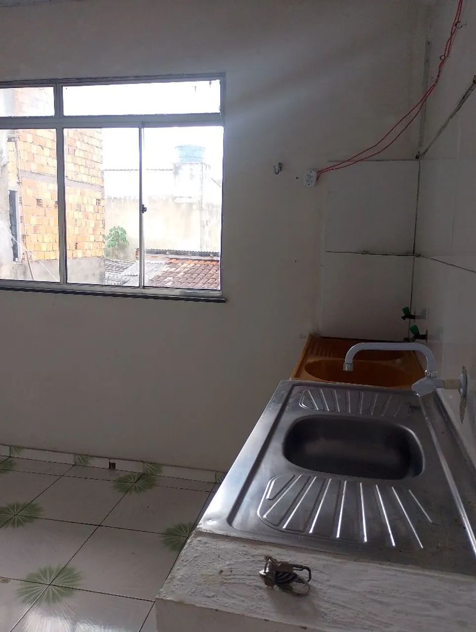 Alugo Linda casa Altos. - Foto 3