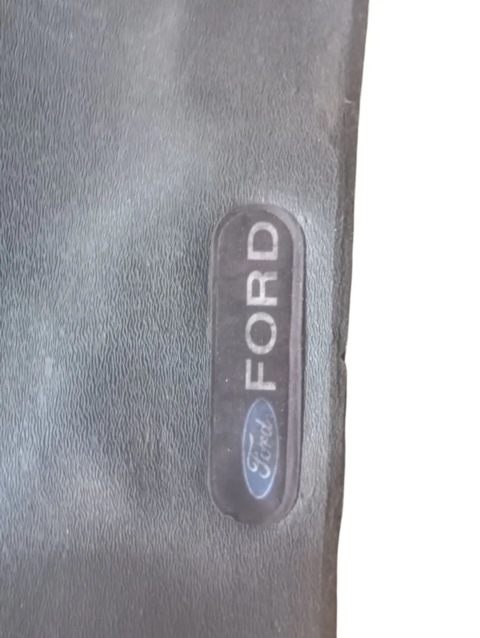 Tapete ford dianteiro direito  - Foto 5