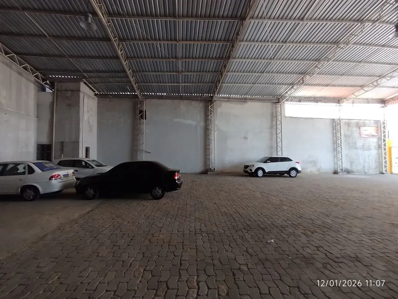 ALUGA- SE GALPÃO QUASE ESQUINA COM AV. AUGUSTO DOS ANJOS - Foto 4