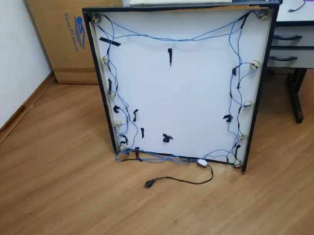 Espelho Camarim com Lampadas comum 0,90 A 0,70 L - Foto 5