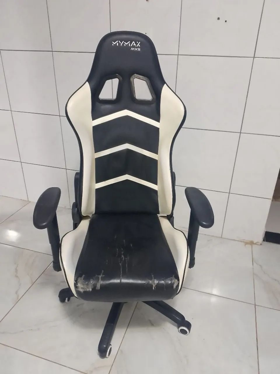 Vendo cadeira gamers mymax 