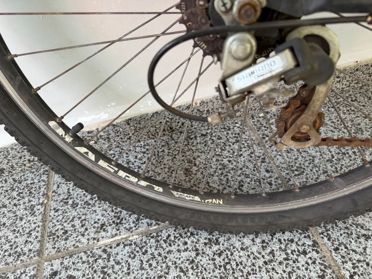 Bicicleta Aro 26 Shimano - Foto 2
