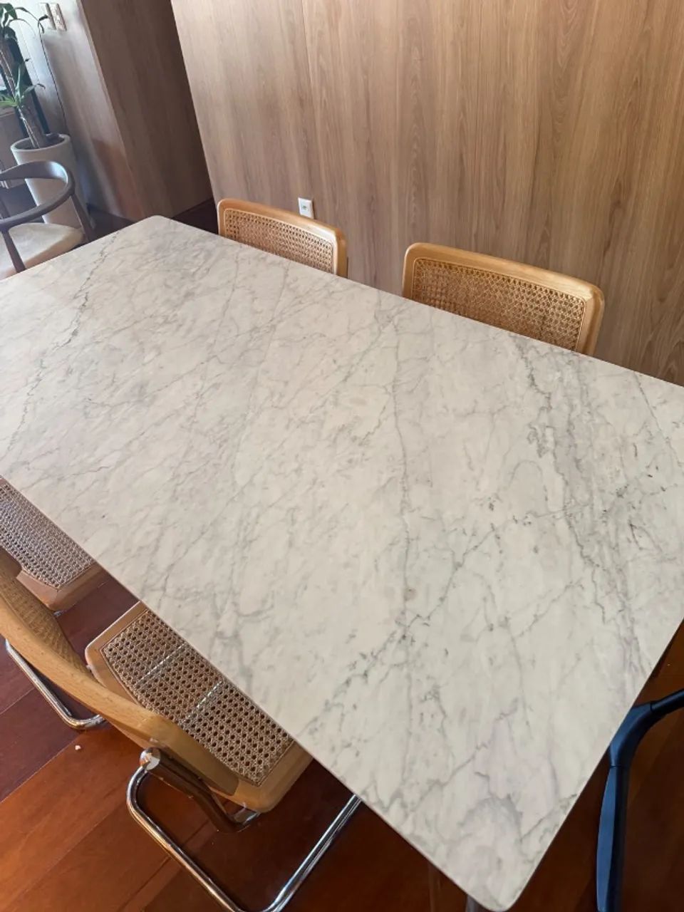 Mesa de jantar 6 lugares tampo em marmore - Foto 3