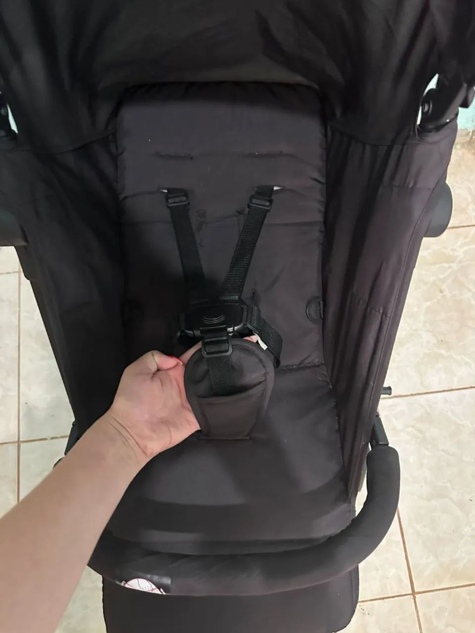 Vende-se carrinho de bebê galzerano e bebê conforto  - Foto 3