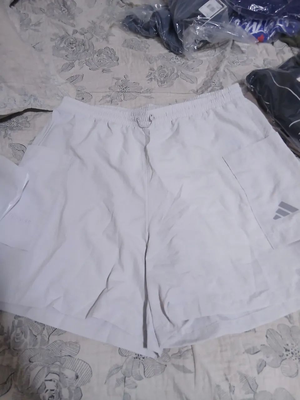Shorts adidas  - Foto 4