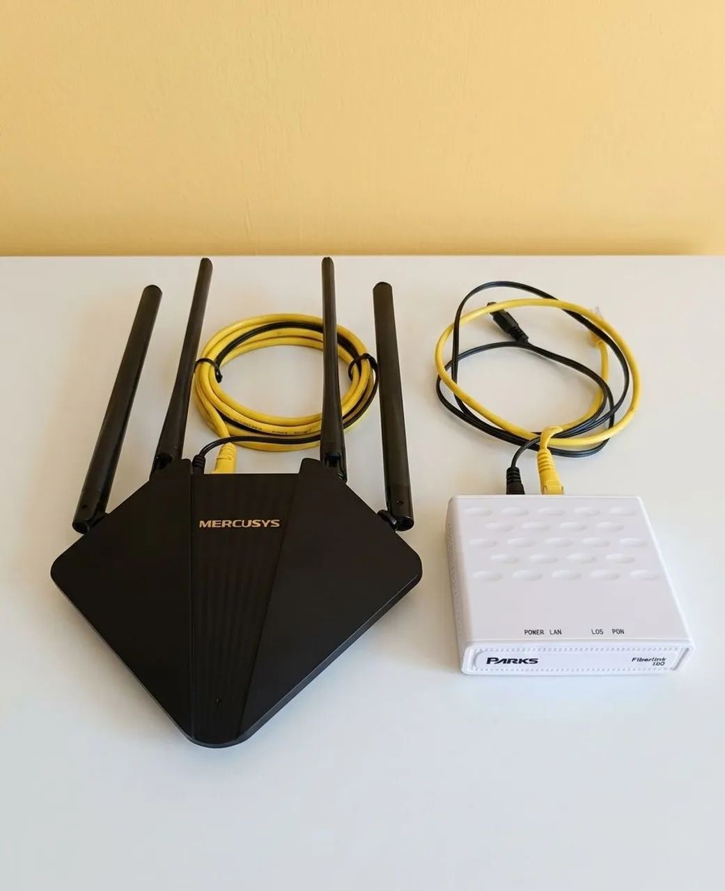 Roteador com modem418417381664378880