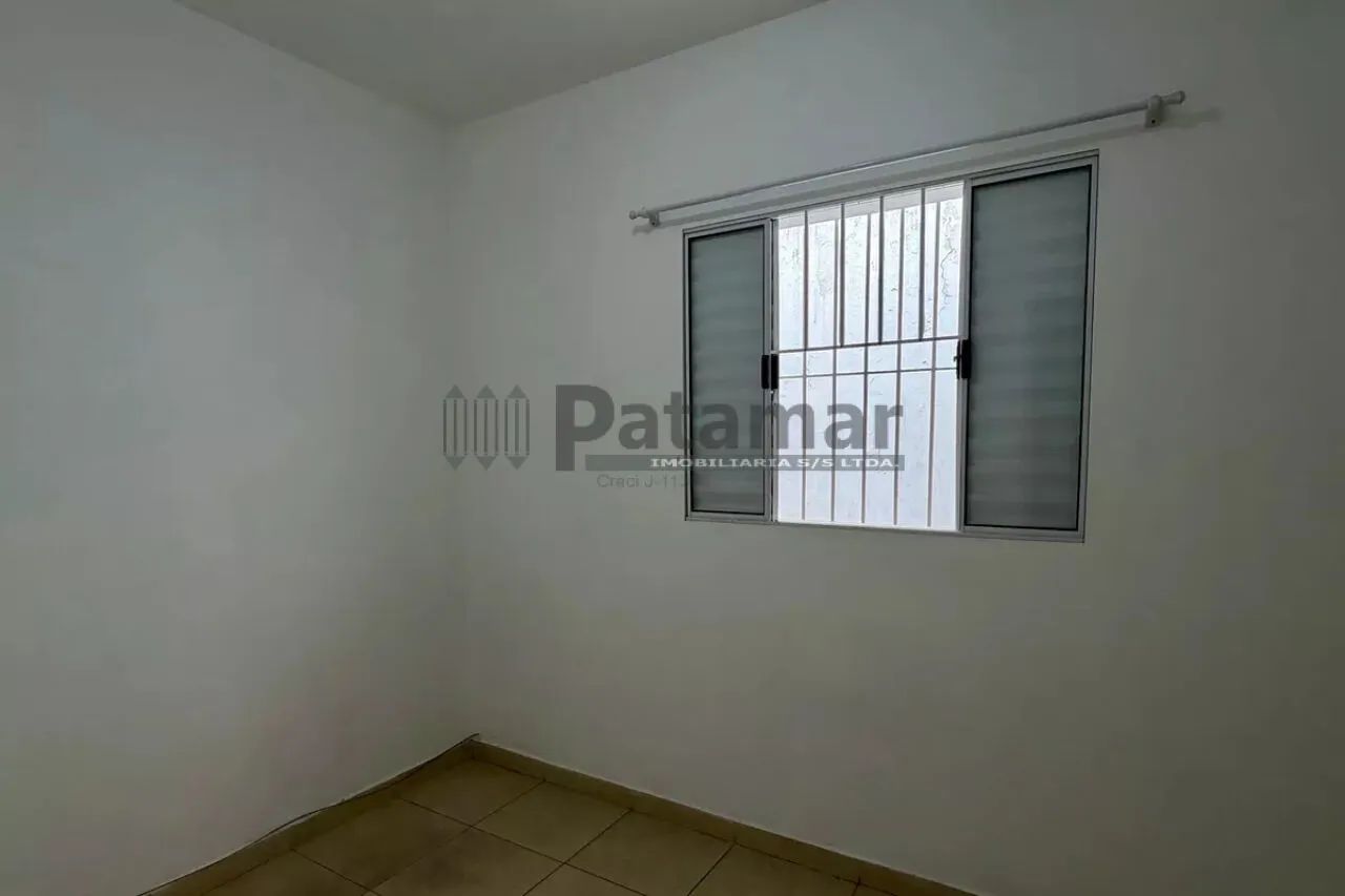 Casa à venda com 2 quartos, 1 suíte e 2 vagas no Jardim Ester Yolanda - Foto 3
