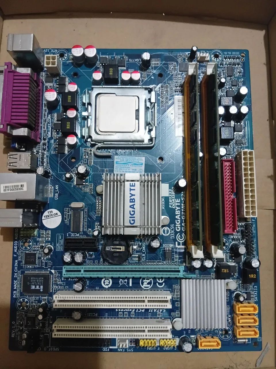 Kit Motherboard+CPU Core2Quad+4Gb RAM