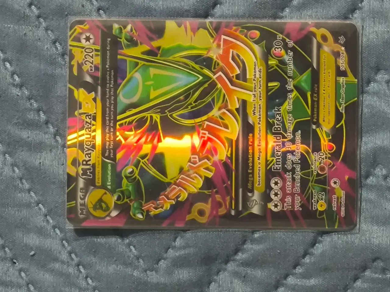 M rayquaza semi novo 