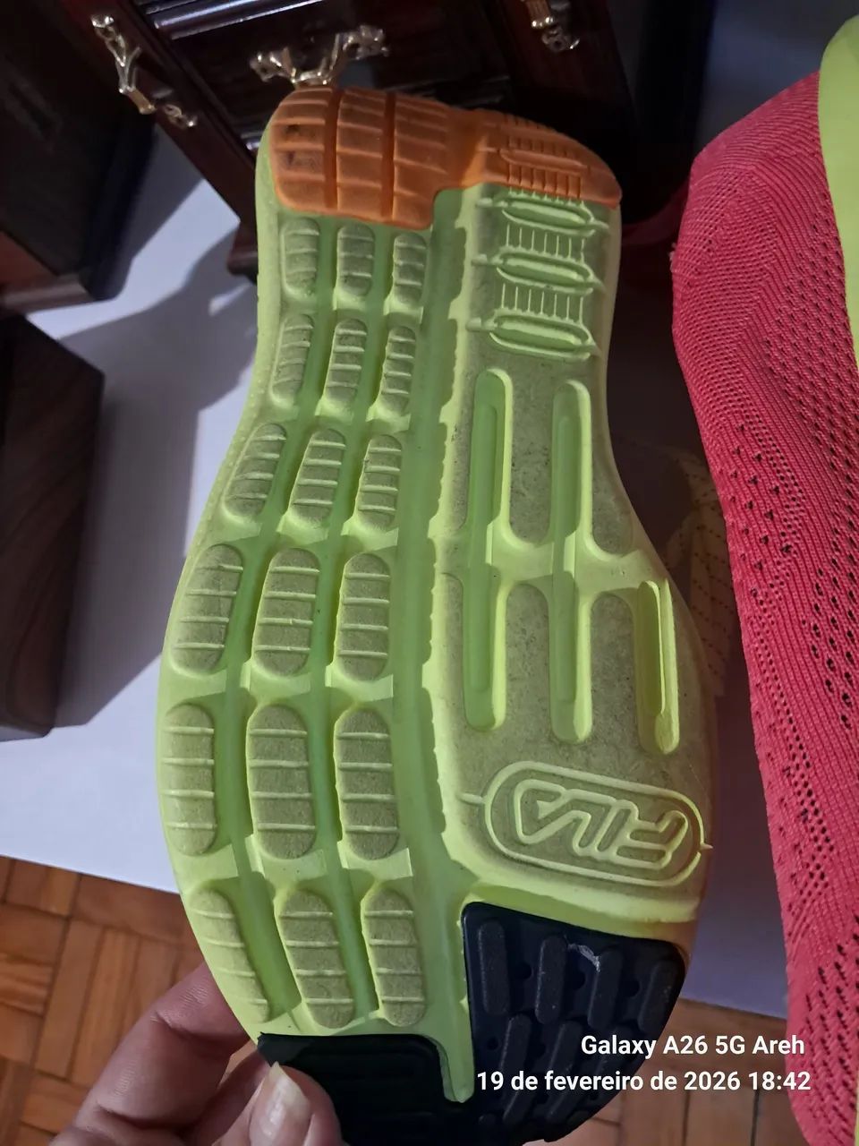 Tenis Fila Rosa e Anarelo   - Foto 3