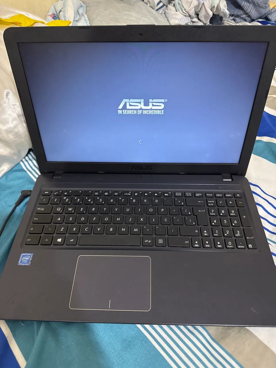 Vendo notebook ASUS - Foto 3