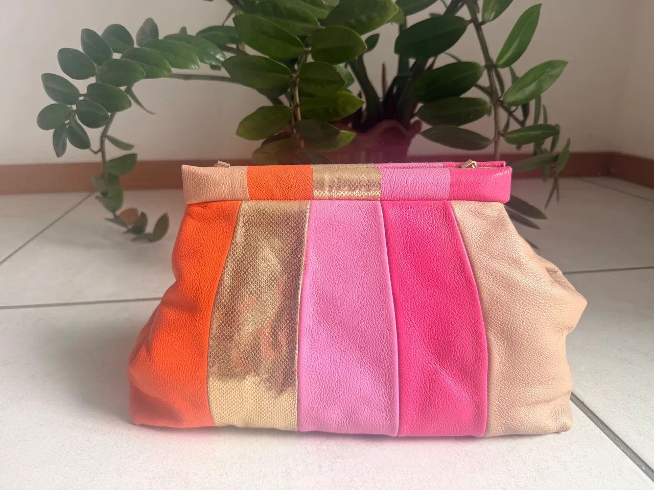 Bolsa de couro colorida Arezzo  - Foto 3