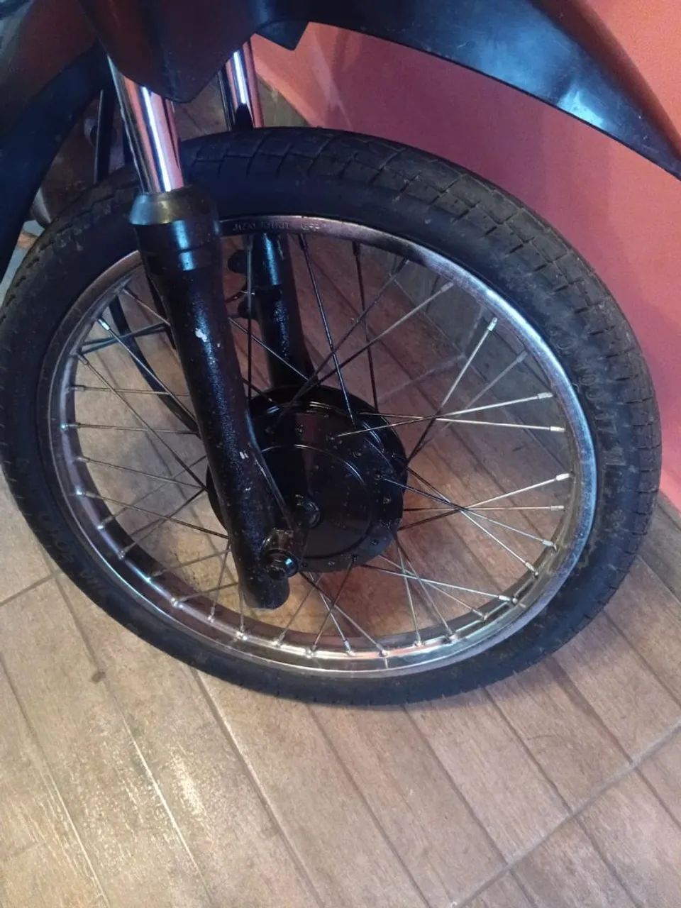 Moto em ótimo estado.