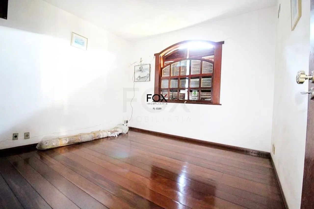 Casa com 4 quartos à venda em Belo Horizonte