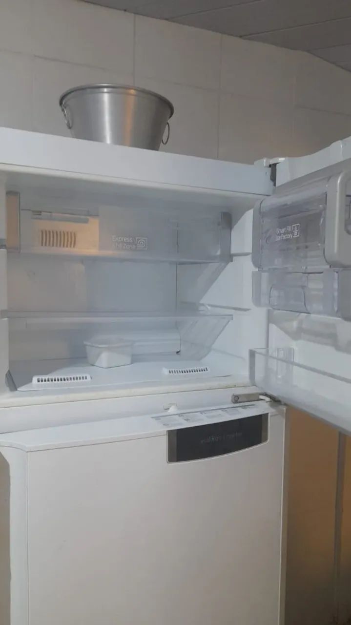 Geladeira GE  - Foto 4