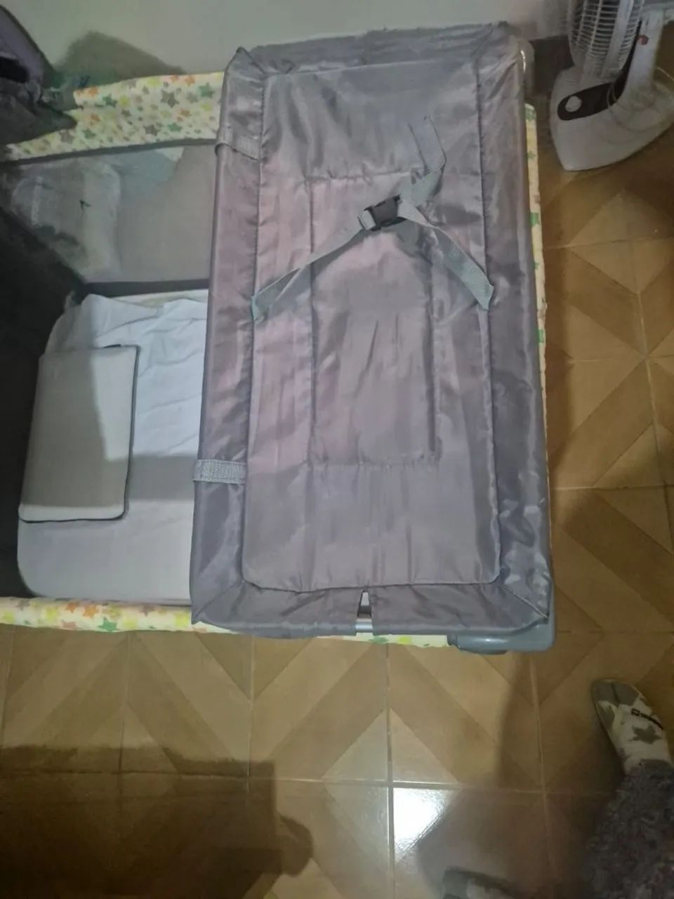 Berço Cercado com mosquiteiro e colchão <br>R$ 500,00 - Foto 5