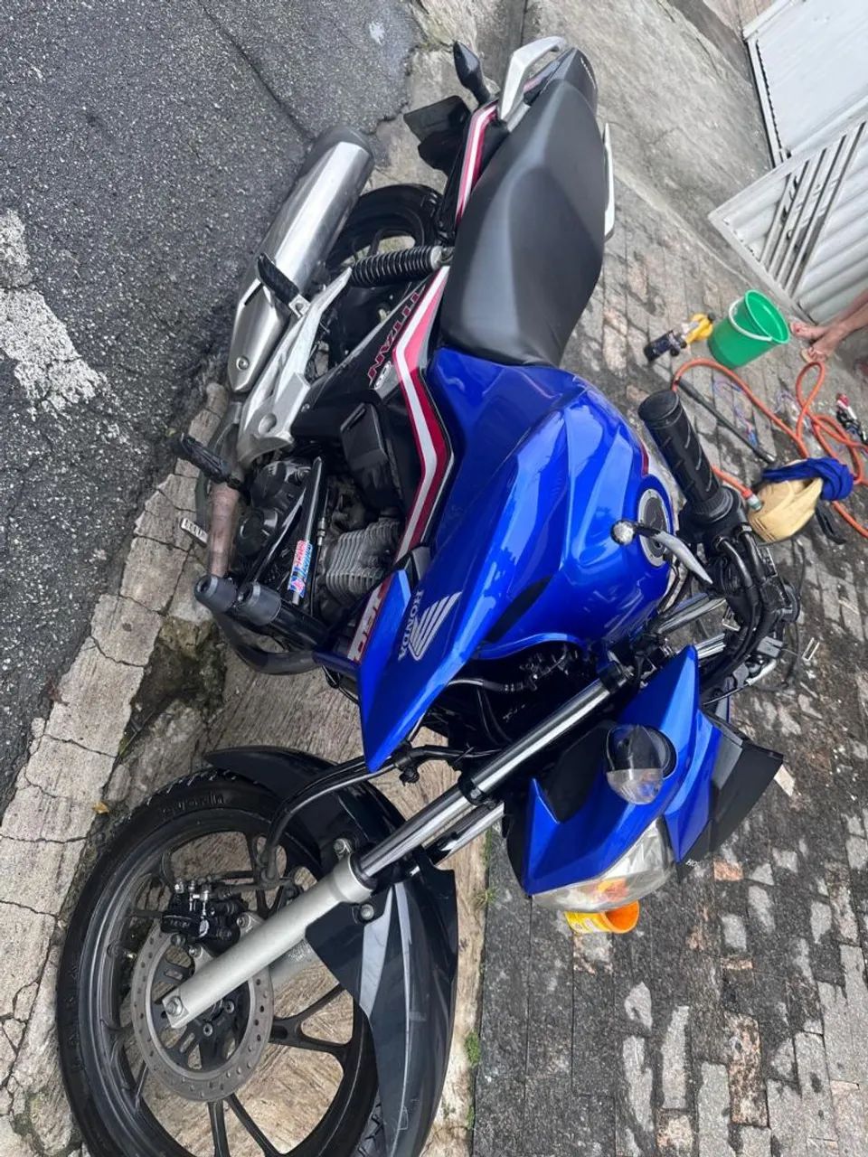 Honda titan 160  - Foto 3