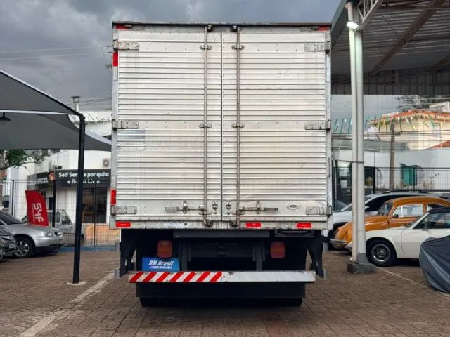FORD CARGO 815 4X2 - Foto 5