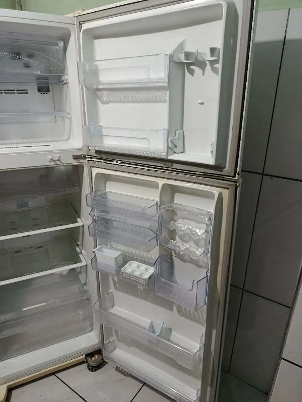 Geladeira Eletrolux  - Foto 3