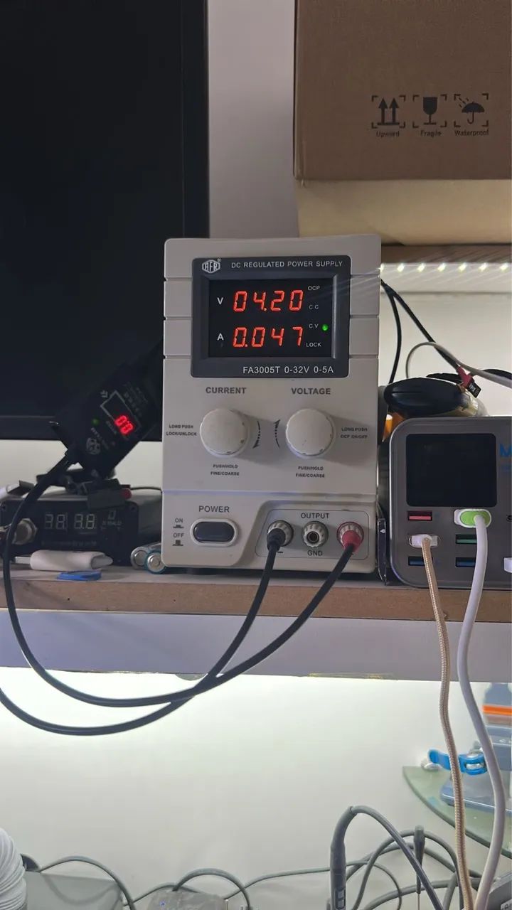 Fonte de bancada AFR 