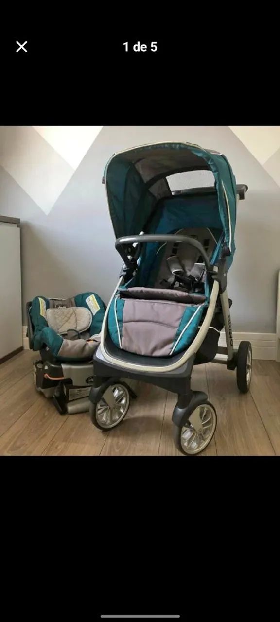 Carrinho de bebê Chicco Bravo 