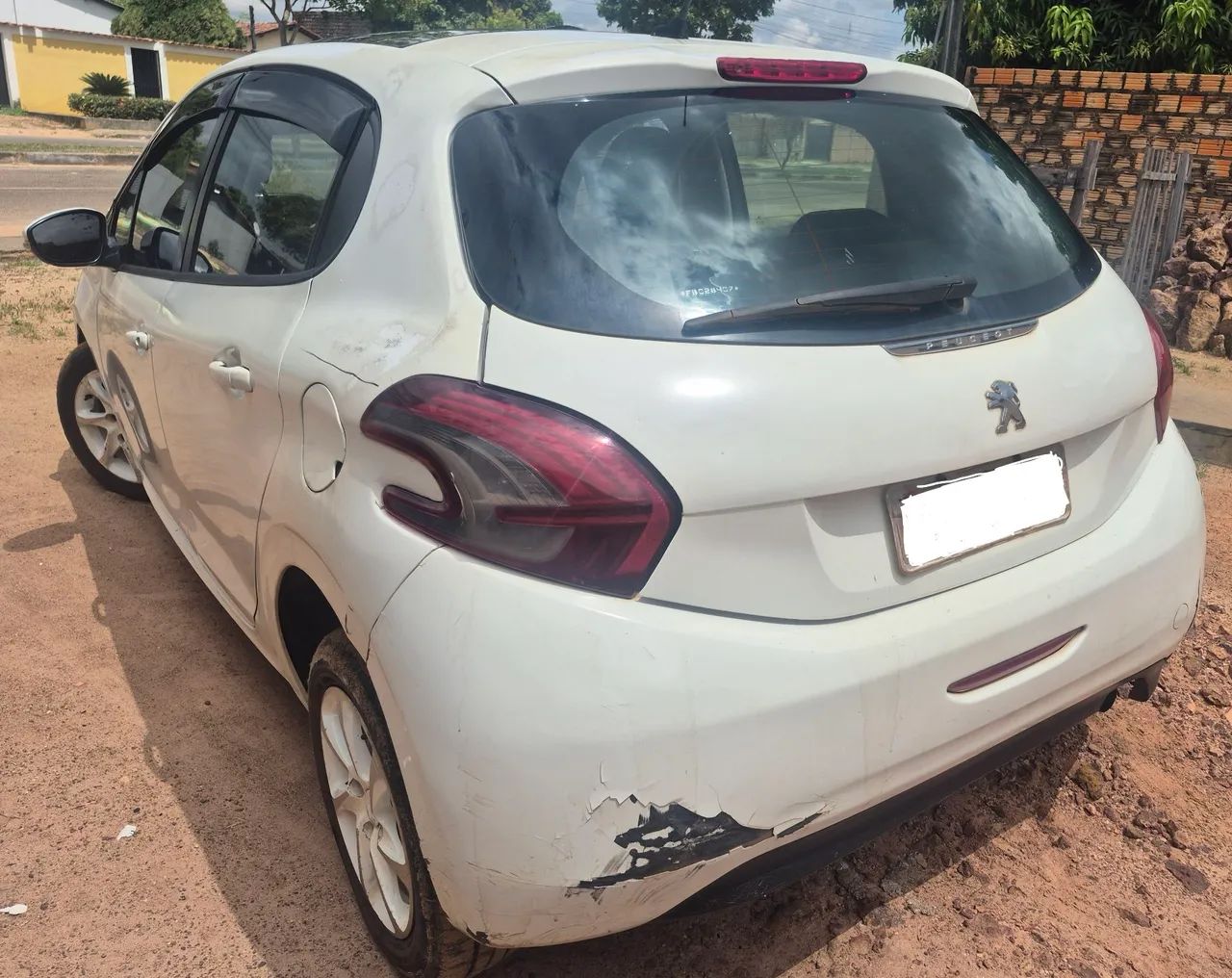 Peugeot 208 Allure 1.5 Flex 8V 5P 2015 - Foto 4