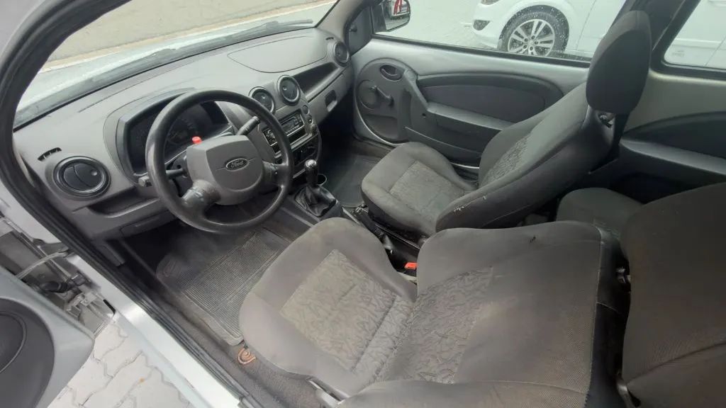 Ford Ka 1.0 8V/1.0 8V ST Flex 3p, foto 5 de 6